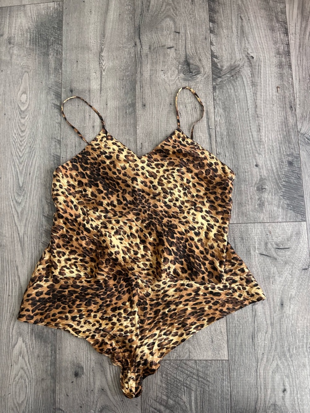 Athene Cheetah Print 100% Silk Pajamas Tank & Shorts Set Size Small - Picture 2 of 9